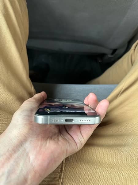 Apple I Phone 15 Pro Dual Sim With Box Under Warranty 5