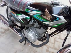 Honda 125 Karachi number 23 model