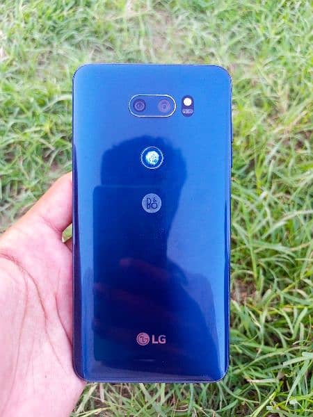 LG V30 Thinq Full Lash condition 1