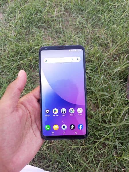 LG V30 Thinq Full Lash condition 4