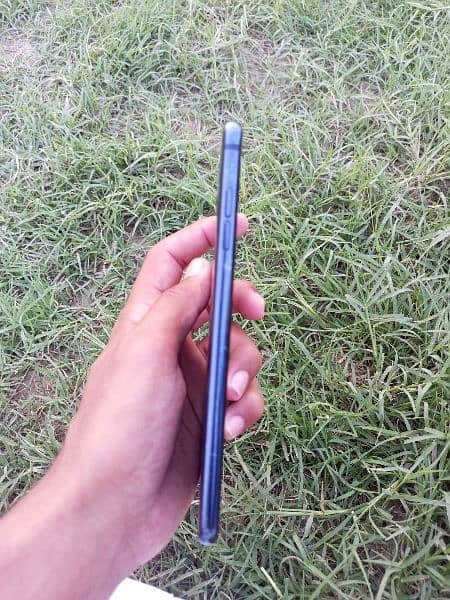 LG V30 Thinq Full Lash condition 6