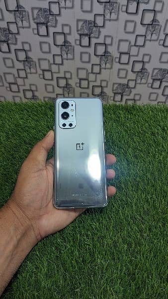 OnePlus 9pro 5G.     03101873383 16