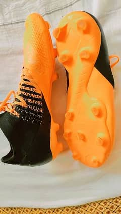 Football shoes