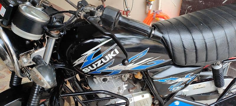 Suzuki GS 150 se very good condition 17