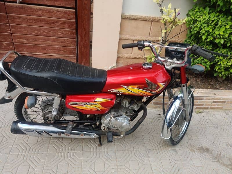 Honda 125 model 2020 registration 2021 Karachi number  03190409233 3