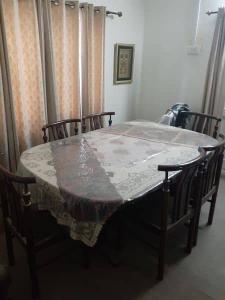 Dining Table 0