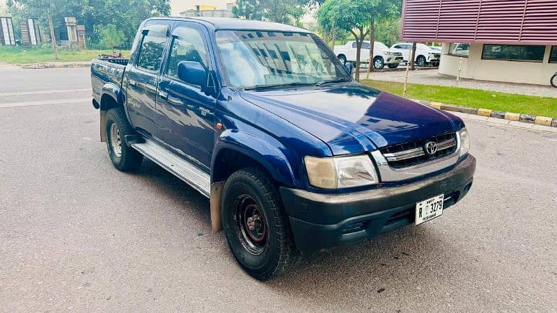 Toyota Hilux 2002 5