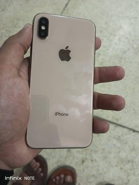 Iphone XS Golden colour 64gb 0