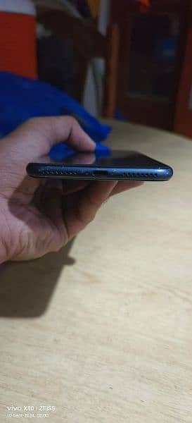 iphone 8 plus non pta 64 4