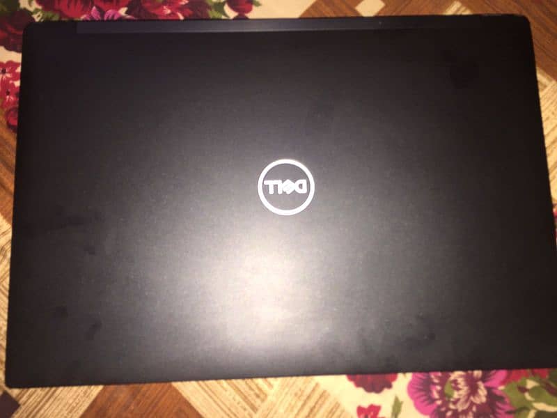 Dell i5 8gen Latitude 7390 9