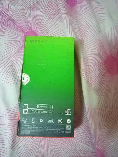 Infinix hot 10 play 4/64 Mint Condition 6