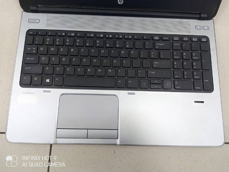 HP ProBook i3 (4th gen), 128 SSD, 4 GB RAM, 500GB Hard drive 5