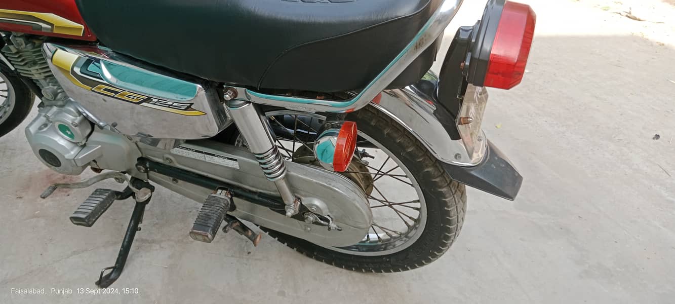 Honda CG 125 Special Edition 2021 3