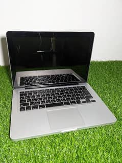 Apple MacBook Pro (03094695894)