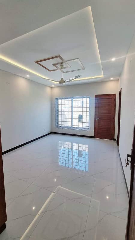 Mumtaz City 8 Marla house for sale 3