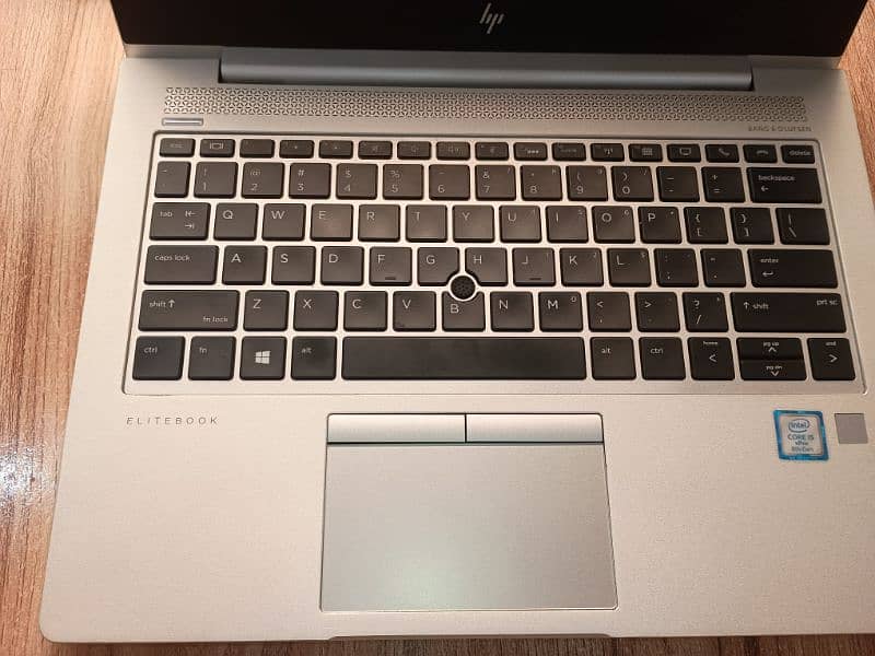 Hp Elitebook 830 g5 urgent sale 2