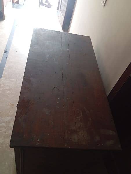 iron table for sale with boxes . 1