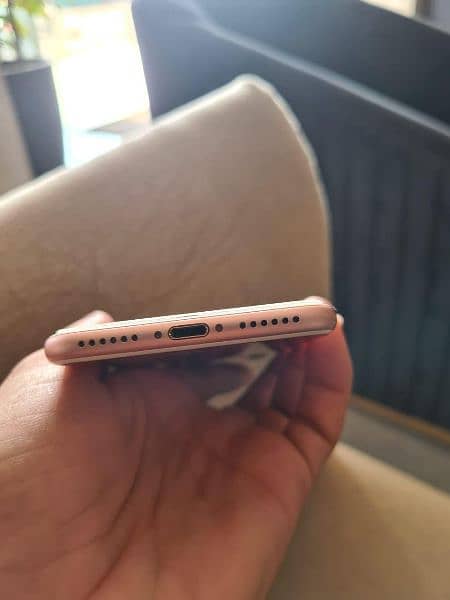 iphone 7 128gb pta approved good Condition urgent sale 6