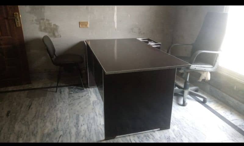 OFFICE TABLE & OFFICE CHAIR 2