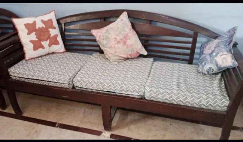 5 Seater Sofa set urgent sale shifting ki waja Sy 2