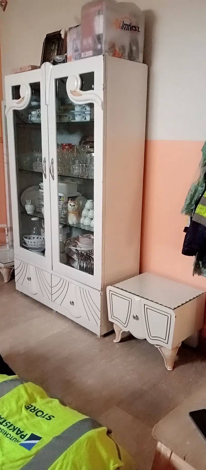 COMPLETE WARDROBE FOR SALE 2