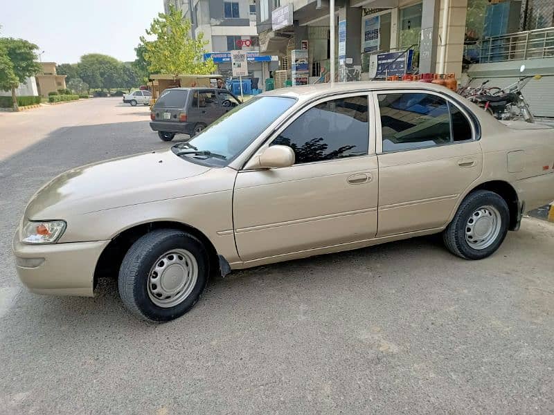 Toyota Corolla XE 2001 2