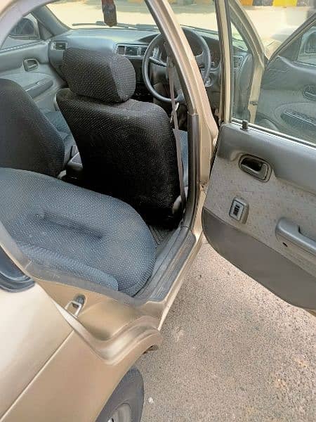 Toyota Corolla XE 2001 6