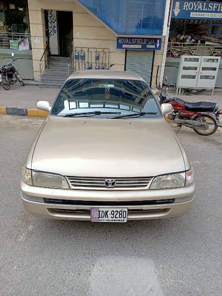 Toyota Corolla XE 2001 8