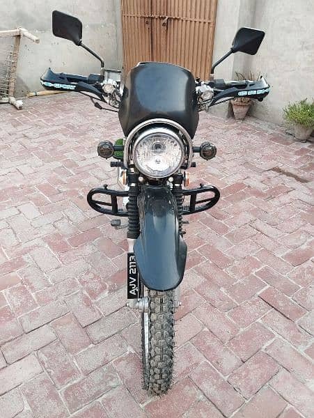 Suzuki gs 150 2