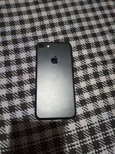 Iphone 7 Non PTA 1