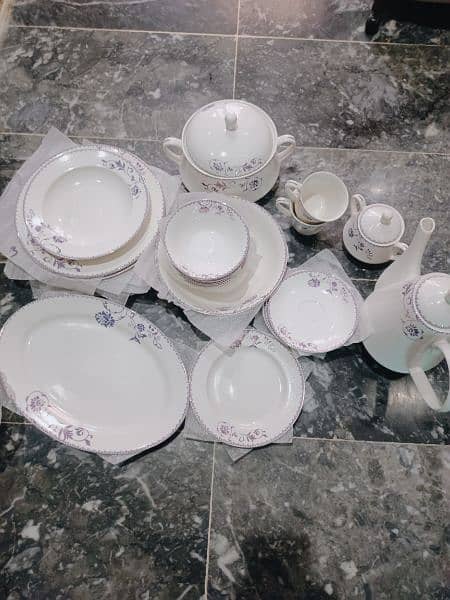 dinner set/tea set 1