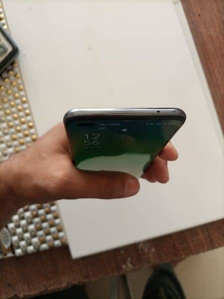 Oppo F17 pro 5