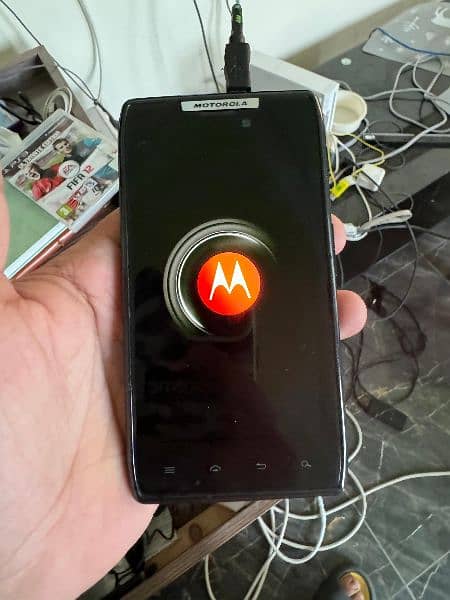 Motorola XT910 Smartphone for Sale 0