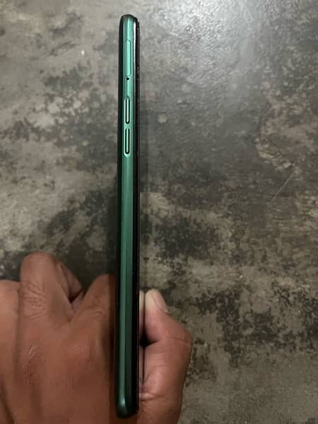 Realme 5i with complete box charger 0