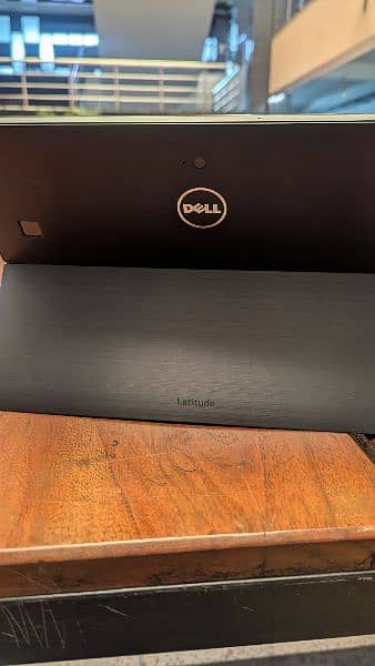 Dell Laptop Dell Latitude 1