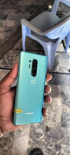 Oneplus 8 pro. 12 gb 256gb.