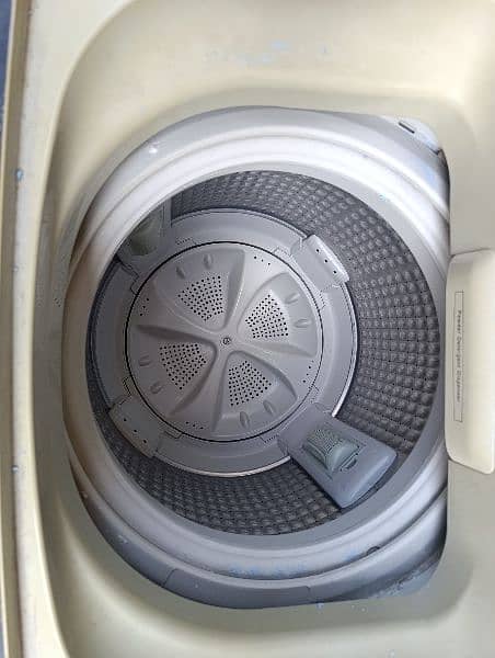 Fully automatic Haier washing machine+dryer 1