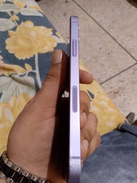 iphone12 64 gb urgent sale 7