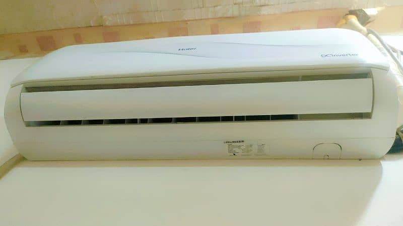 1.5 ton DC inverter hot n cool condition 10/10 3