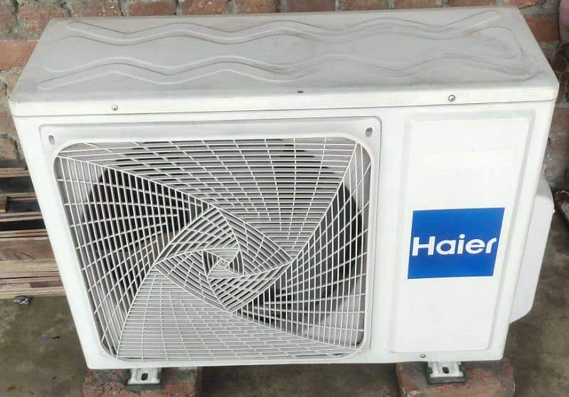 1.5 ton DC inverter hot n cool condition 10/10 8