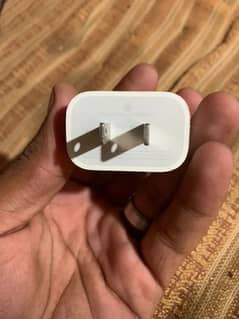 iPhone charger 20 volt