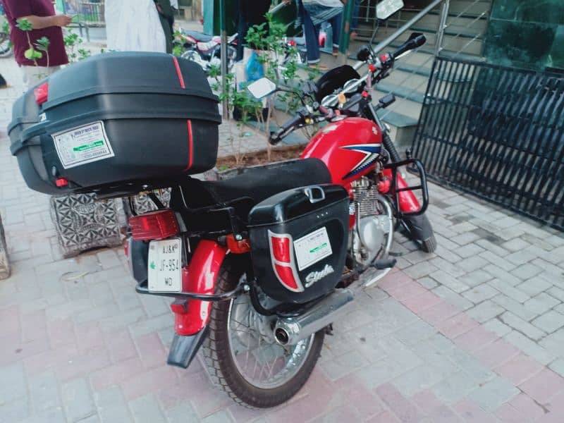 Very rarely used bike fully loaded for touring 7