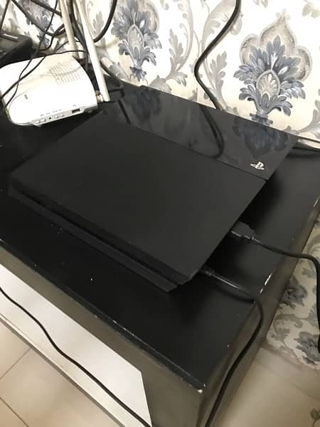 Ps4 for sale in perfect condition and exchangable with a gaming pc 1