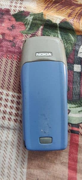 Nokia 1100 1