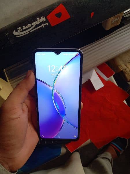 vivo y17s 1