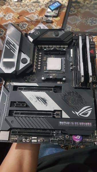 ASUS ROG Crosshair VIII Formula (X570) with AMD Ryzen 9 5900x 4