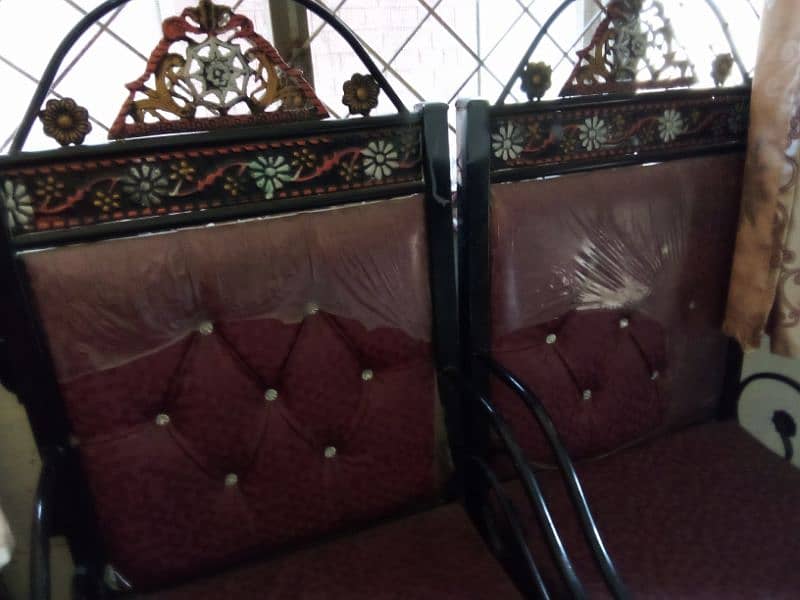 urgent sell sofa set with good condition used 1 month 5