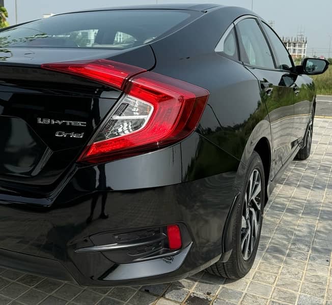 Honda Civic Oriel 2017 5