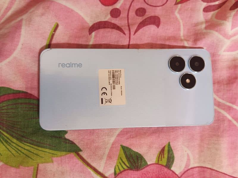 my mobile realme note 50 new mobile 20 days use i am sell need money 5