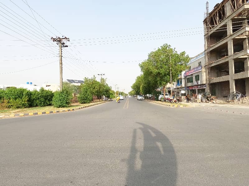 6.50 Marla Commercial Plot Is Available For Sale In Valencia Town Block P1 Lahore 8